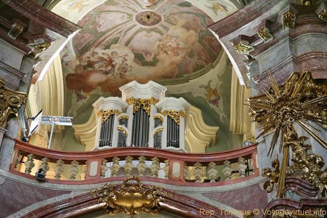 Les orgues de l'Église Saint-Nicolas (Kostel sv. Mikuláše), Malá Strana - Praga, República Checa