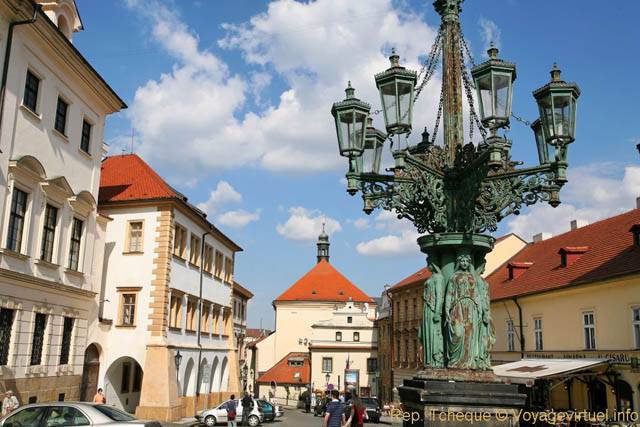 Le lampadaire aux scultures, Loretanska, Hradčany - Praga, República Checa