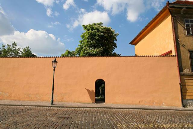 Couleur de mur, Loretanska, Hradčany - Praga, República Checa