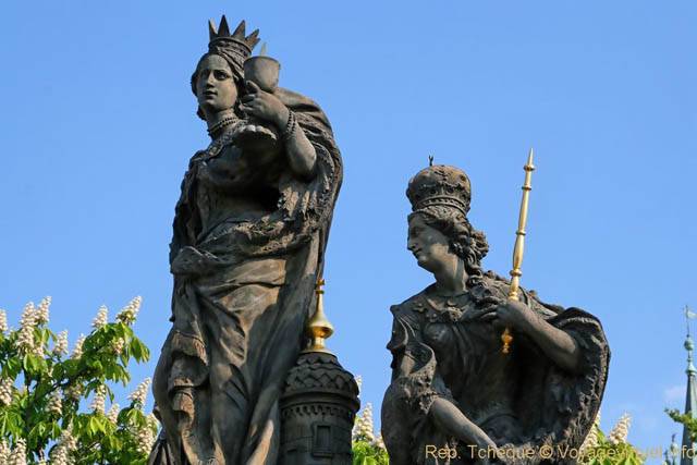 Karluv Most, statue de Sainte Marguerite et Sainte Élisabeth, Pont Charles - Praga, República Checa