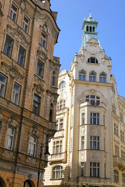 Le haut de l'immeuble Marina Rinaldi, Maiselova - Praga, República Checa