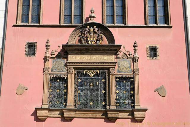 Vieille-Ville, Ancien Hôtel de ville, la façade rose, (Staroměstské náměstí) - Praga, República Checa