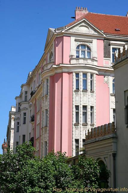 Vezenska, façade façon gateau - Praga, República Checa