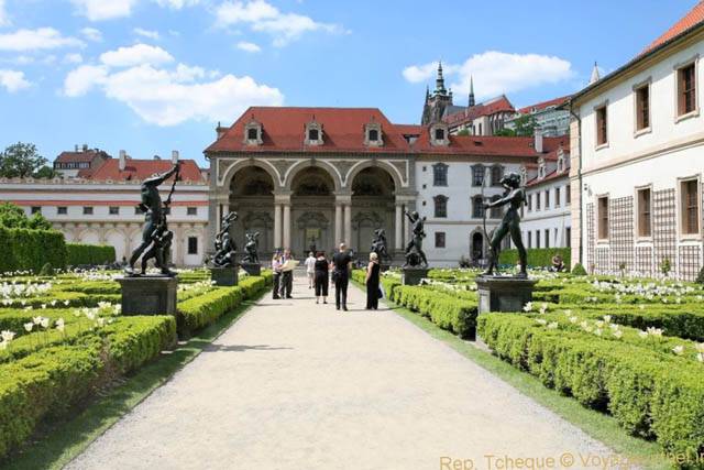La Salla Terrena vue depuis les jardins Wallenstein, Valdstejnska Zahrada Letenska - Praga, República Checa