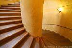 Un escalier en colimaçon du Palais Wallenstein, (Valdstejnsky Palac), Praga, República Checa.