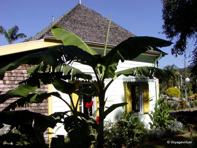 Y la caja de banano Entre-Deux - Isla de la Reunión