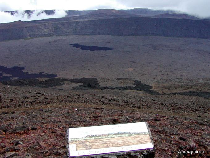 Las paredes del infierno, el cráter Bory y caldera - Isla de la Reunión