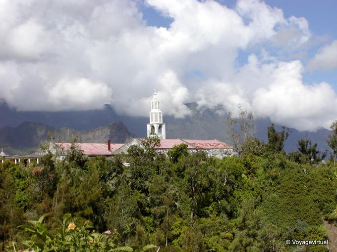 Aguja y nubes, Cilaos - Isla de la Reunión