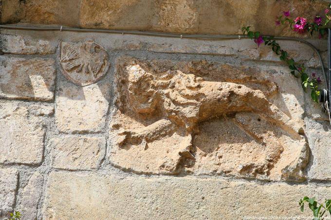 Monteleone Rocca Doria, Vicolo Prima Doria, restos antiguos - Cerdena