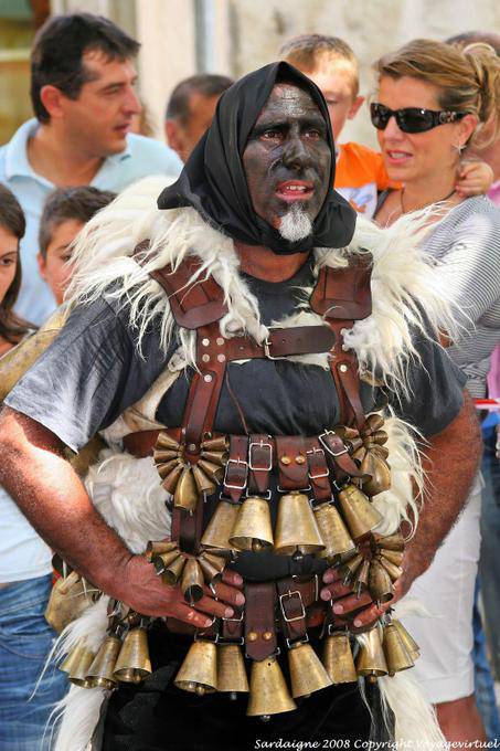 Nuoro, Fiesta del Redentor, Sonaggiaose Surzu Ortueri, barba blanca - Cerdena