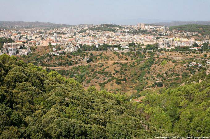Nuoro, vista desde el Monte Ortobene - Cerdena