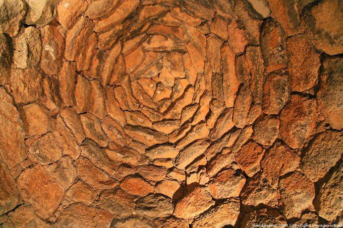 Nuraghe Santu Antine, bóveda nuragical - Cerdena