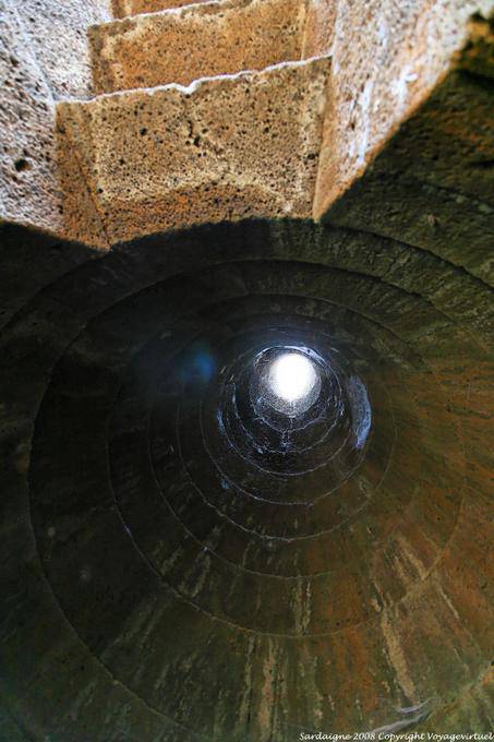 Santa Cristina, Tholos, bóveda bien - Cerdena