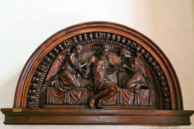 Resurrección, el alivio bajo de madera, San Pedro Catedral de Tempio Pausania - Cerdena