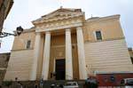 Alghero, Catedral de Santa María, la fachada neoclásica, Cerdena.