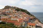 Castelsardo, vista panorámica desde el norte, Cerdena.