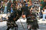 Nuoro, Fiesta del Redentor, batalla Mamutzones Antigos Samugheo, Cerdena.