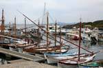 Stintino, puerto, a través de Lepanto, Cerdena.
