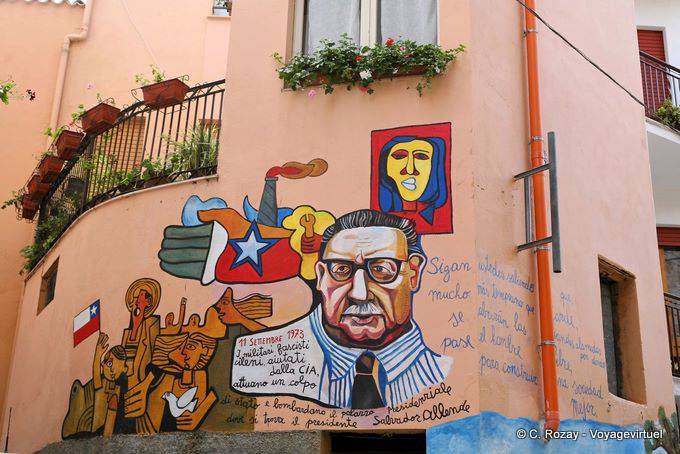 Orgosolo, el asesinato de Salvador Allende, el 11 de septiembre de 1973, Murales - Cerdena