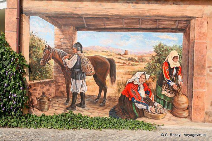 Tinnura, trajes tradicionales y el nuraghe, Murales - Cerdena