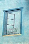 Orgosolo, la ventana de trompe l'oeil, murales, Cerdena.