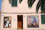 Romana, desnudos de arte y de costura, Murales de la Via Umberto, Cerdena.