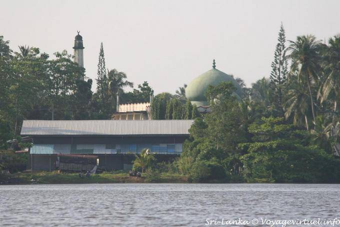 Ciudad Mezquita Dharga, alrededor de Beruwela - Ceilan Sri Lanka