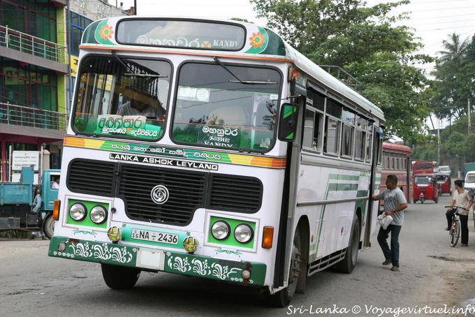 Antes de autobús local, Kandy - Ceilan Sri Lanka