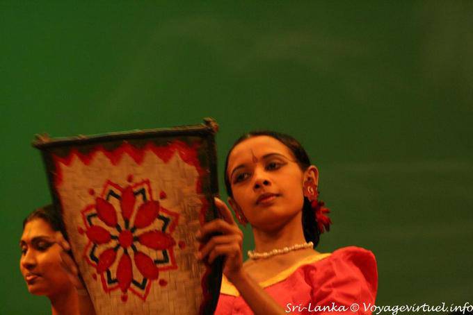 Retrato de bailarines tradicionales, Kandy - Ceilan Sri Lanka