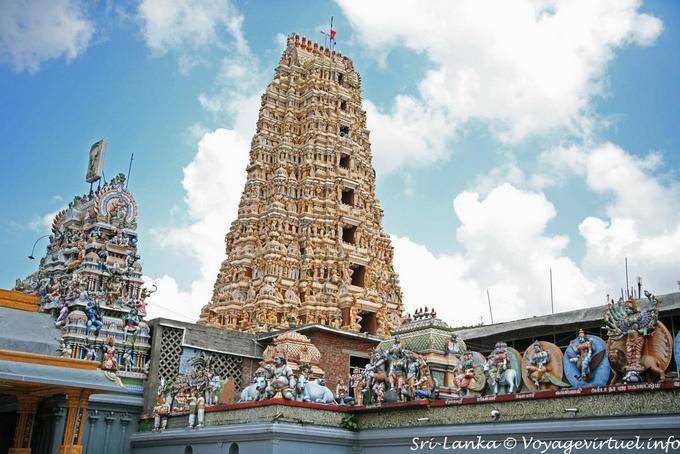 Templo vimanam, templo de estilo Dravidian Muthumariamman, Matale - Ceilan Sri Lanka