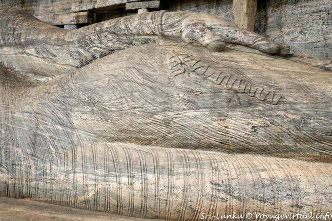 La mano del reclinables parinirvana de Buda, Gal Vihara, Polonnaruwa - Ceilan Sri Lanka