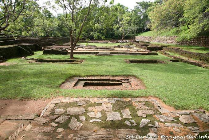 Una de las terrazas jardín Sigiriya - Ceilan Sri Lanka