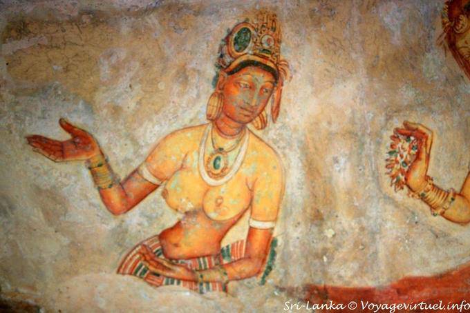 Pintura usada hecha de arcilla con diferentes colores, frescos Sigiriya - Ceilan Sri Lanka