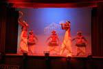 Banda de músicos con caracolas y sringa Gata Bera Kandy, Ceilan Sri Lanka.