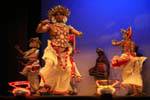 Danza ritual en honor de los dioses Kohomba, Kandy, Ceilan Sri Lanka.