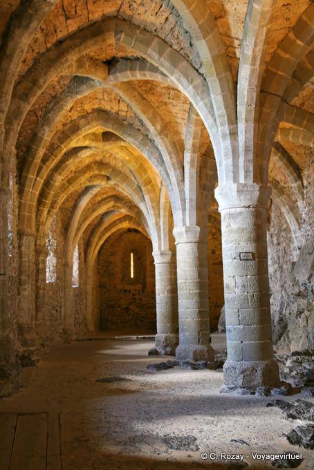 Arquitectura sótano, Castillo de Chillon, Montreux - Suiza