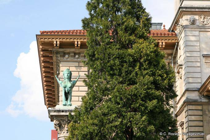 Mujer Esfinge, Rumine Palace, Lausanne - Suiza