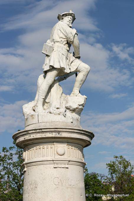 Vista frontal de Guillermo Tell estatua en Montbenon, Lausana - Suiza