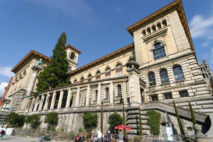 Lausana, perspectiva en el Palacio Rumine - Suiza