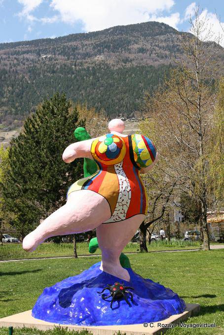 Escultura Nana Niki de Saint Phalle, fundación Gianadda - Suiza