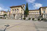 Fachada del Palacio de Rumine, Lausana, Suiza.