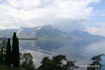 Lago de Ginebra de las flores muelle, Montreux, Suiza.