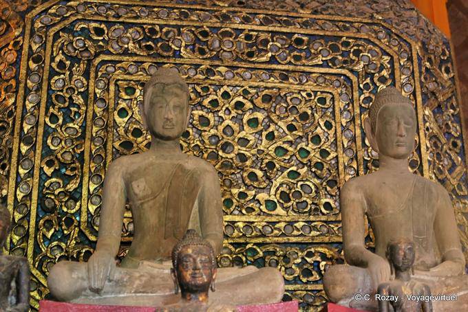 Budas siameses, Wat Choeng Phanan, Ayutthaya - Tailandia