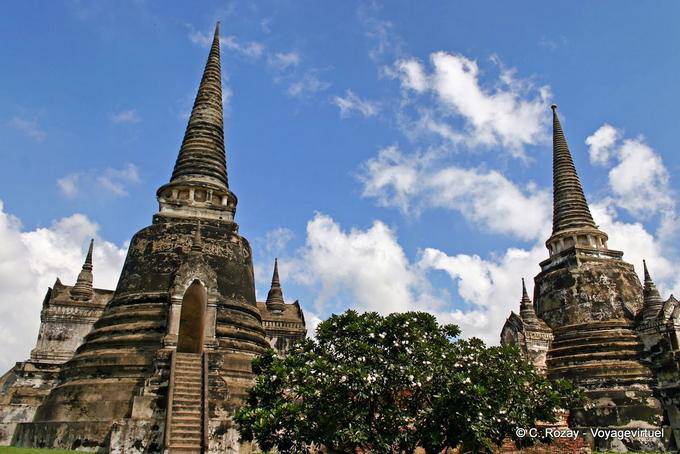 Ayutthaya, Wat Phra Sri Samphet, fundada en el siglo XV por el rey Borom Trai Lokanat - Tailandia