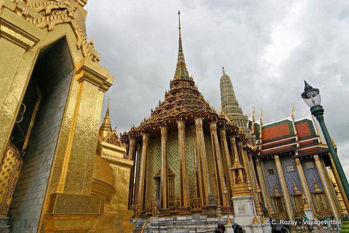 Belleza Phra Mondop, la librería, Wat Phra Kaew, Bangkok - Tailandia