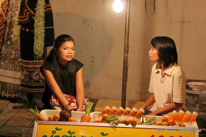 Mercado de jugo de zanahoria, de Chiang Mai - Tailandia