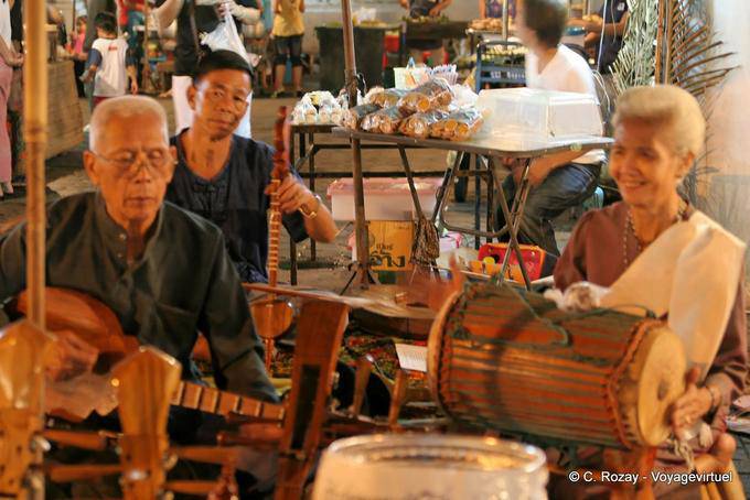 Músicos tradicionales, Chiang Mai - Tailandia