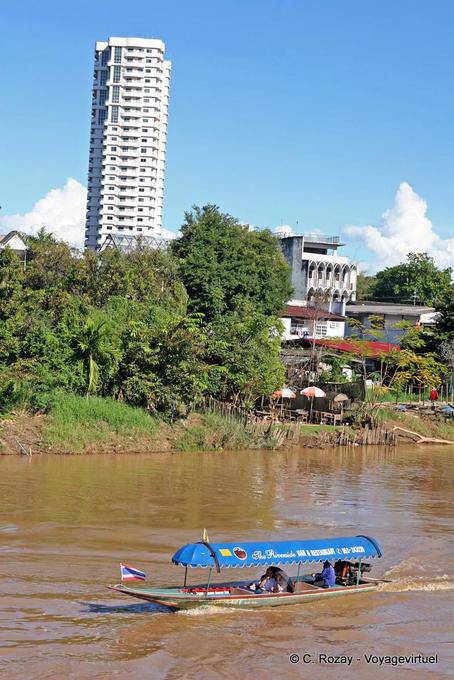 La construcción de barcos, de Chiang Mai - Tailandia