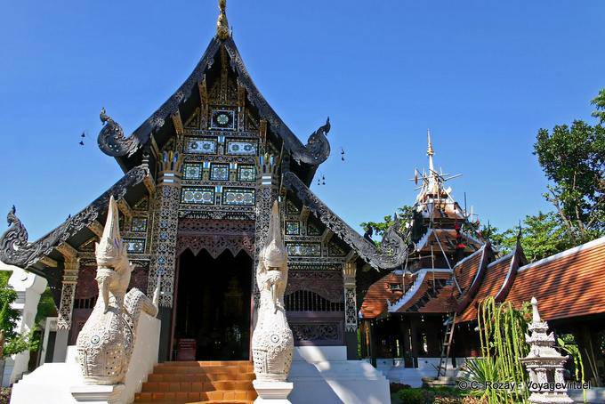 Madera Wat, el templo de Chiang Mai - Tailandia