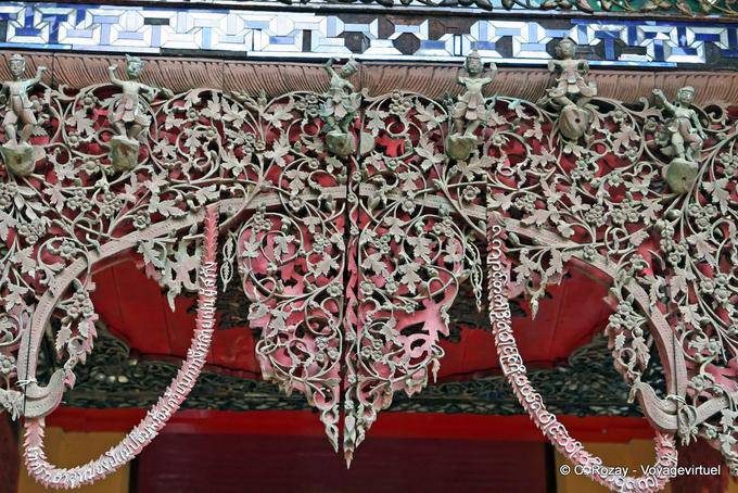 Estilo enrevesado, Wat Sri Chum, Lampang - Tailandia